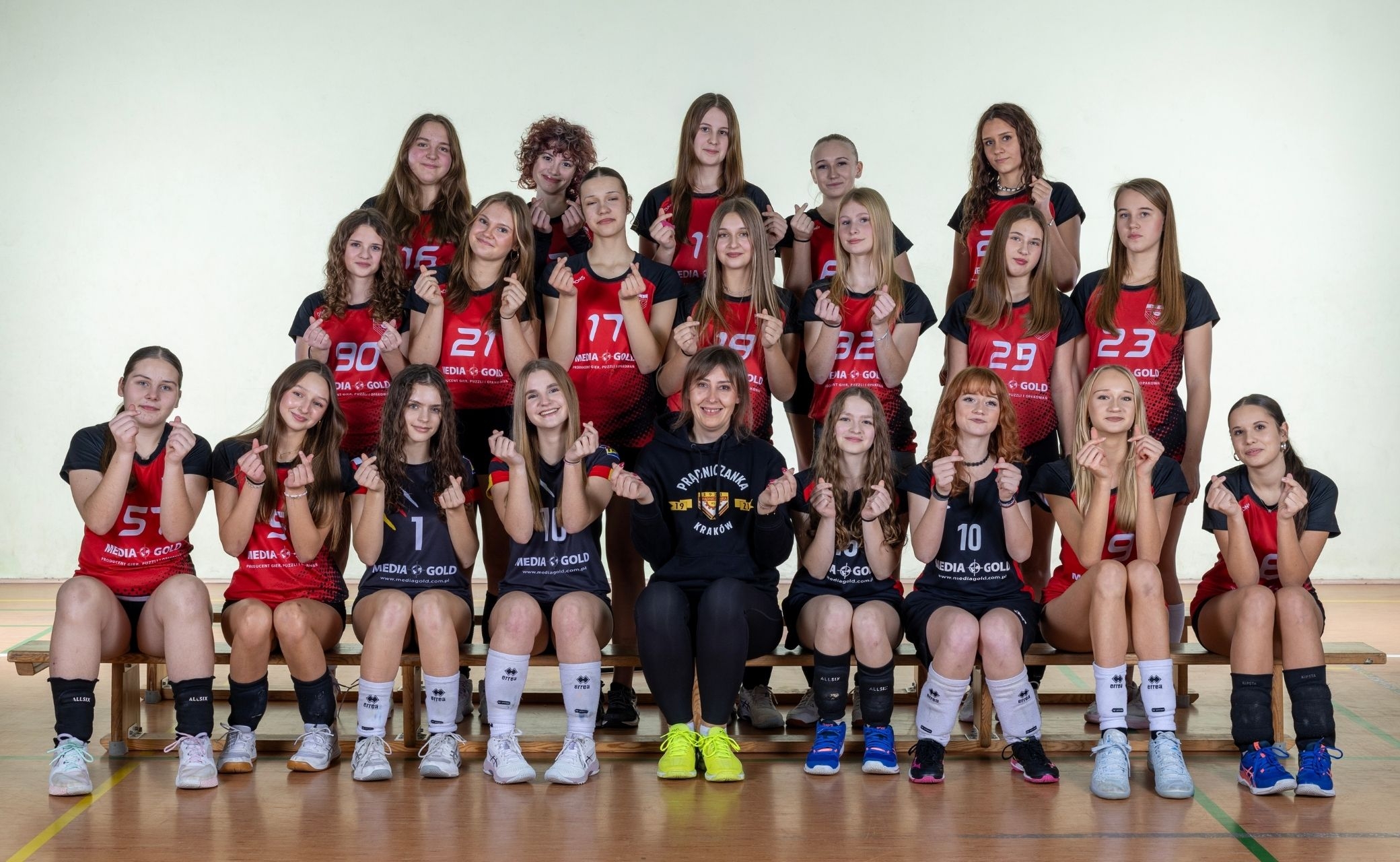 [LANG1]MŁODZICZKI A[/LANG1]